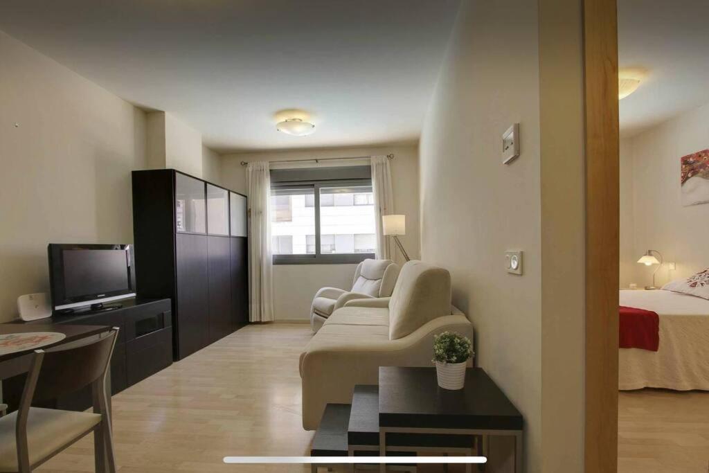 Pacifico P4 - Bonito Apartamento Con Piscina & Parking, Playa A 100 Metros Apartment มาลากา ภายนอก รูปภาพ